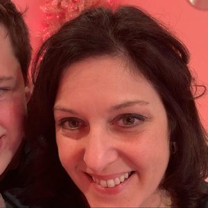 Meet your Posher, Anne